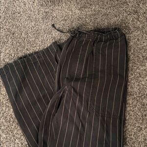 Pull on relaxed pant